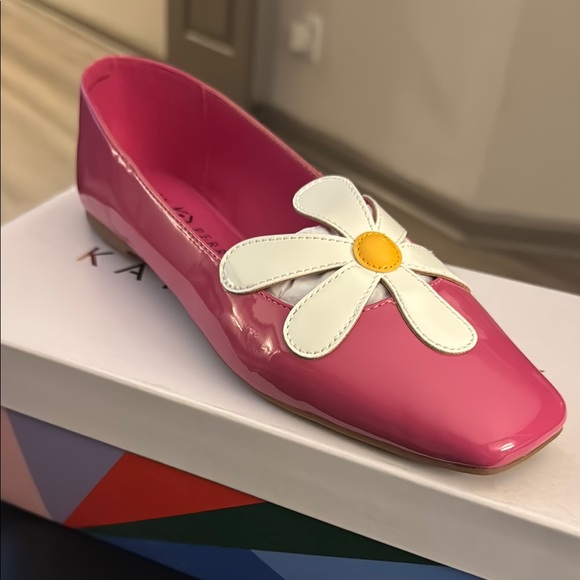 KATY PERRY “The Evie Daisy Flat” Pink W/ White Flower Ballet Flat 9.5 NEW❣️ - Picture 5 of 16
